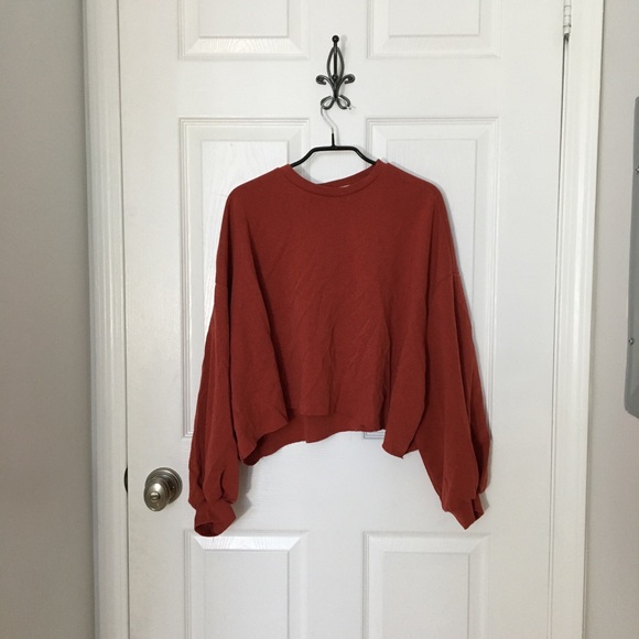 SOLD❗️2/$10 Brick long tee - Picture 1 of 2